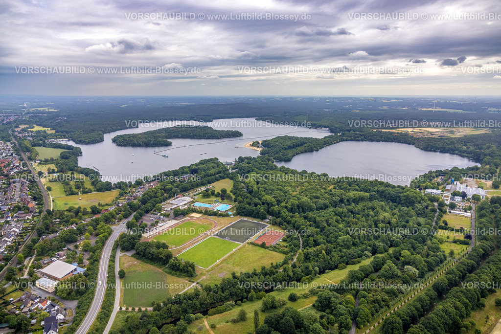 Haltern220604327 | Luftbild, Sportanlage Stausee-Kampfbahn und Freizeitbad Aquarell, Halterner Stausee, Haltern-Stadt, Haltern am See, Ruhrgebiet, Nordrhein-Westfalen, Deutschland
