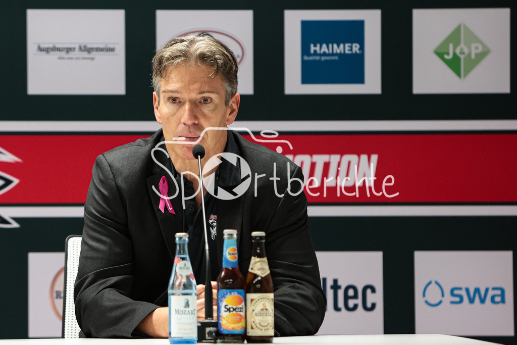 Augsburger Panther - Koelner Haie  | Uwe KRUPP auf der Pressekonferenz nach dem Sieg in Augsburg