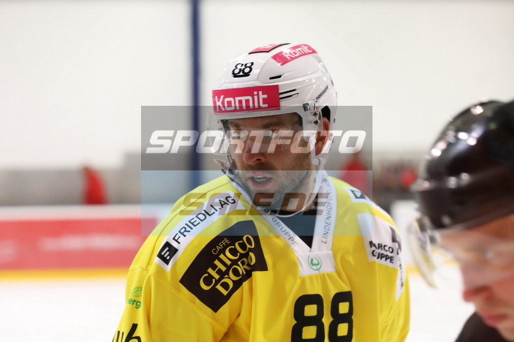 Christopher DiDomenico - SCB | Christopher DiDomenico - SCB - Realisiert mit Pictrs.com