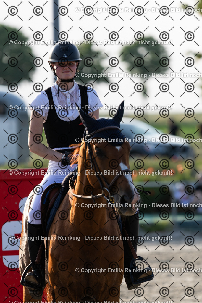 CL5A1577 | Emilia Reinking Fotografie - Realisiert mit Pictrs.com