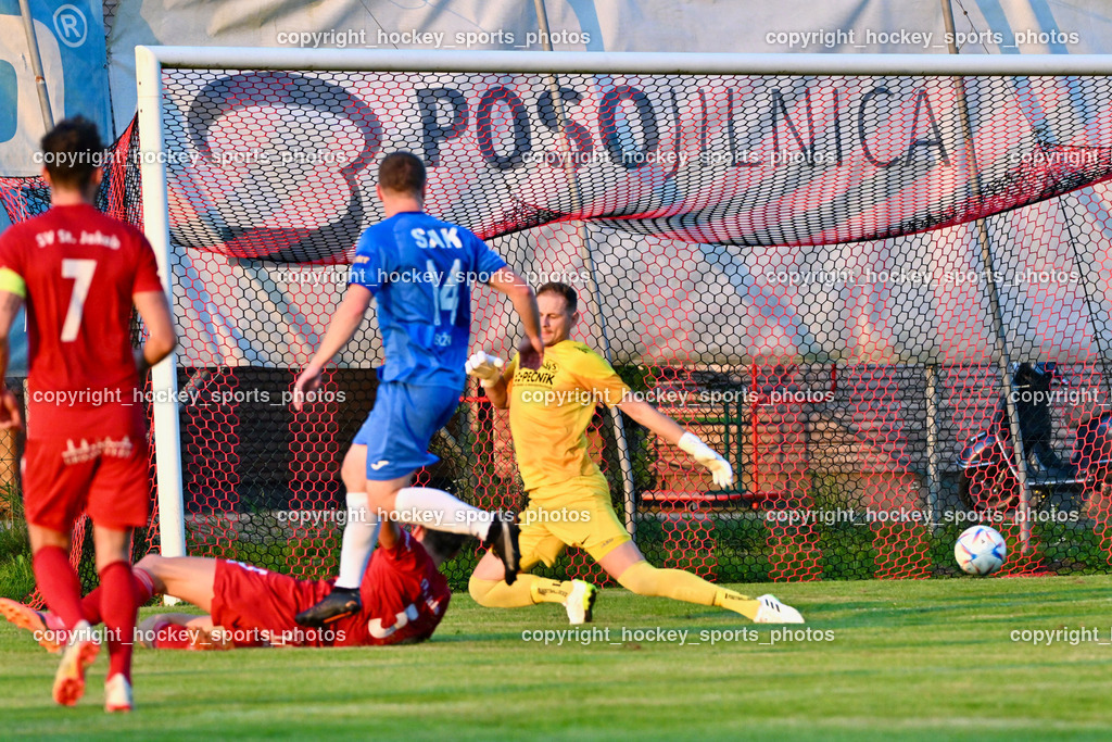 SV St.Jakob vs. SAK | #14 Nace Erzen SAK, #34 Patrick Gailer St.Jakob, Tor SAK, SV St.Jakob vs. SAK, SV St.Jakob vs. SAK am 23.08.2024 in St. Jakob im Rosenthal (Sportplatz St. Jakob), Austria, (Photo by Bernd Stefan)