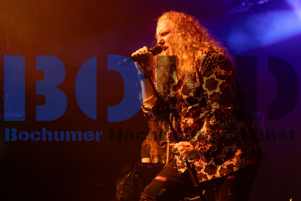 SES_NURDIO20250102-22 | bond - Realisiert mit Pictrs.com