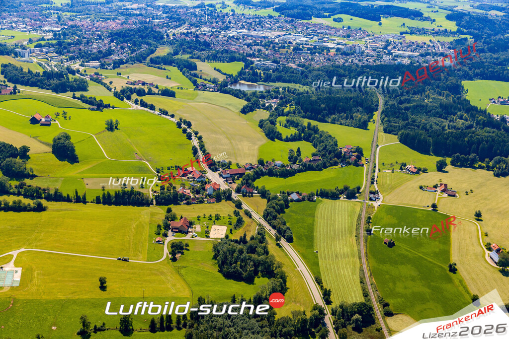 Geschenkidee Oflings bei Wangen im Allgäu -Die Luftbildaufnahme wurde 2025 vom UL-Flugzeug heraus erstellt ( keine Drohne ) - Hochauflösende Luftaufnahme -Nicht vergleichbar mit Google Maps oder Satelittenbilder- Die Geschenkidee !Mit Lizenz und Bildrechte bestellbar