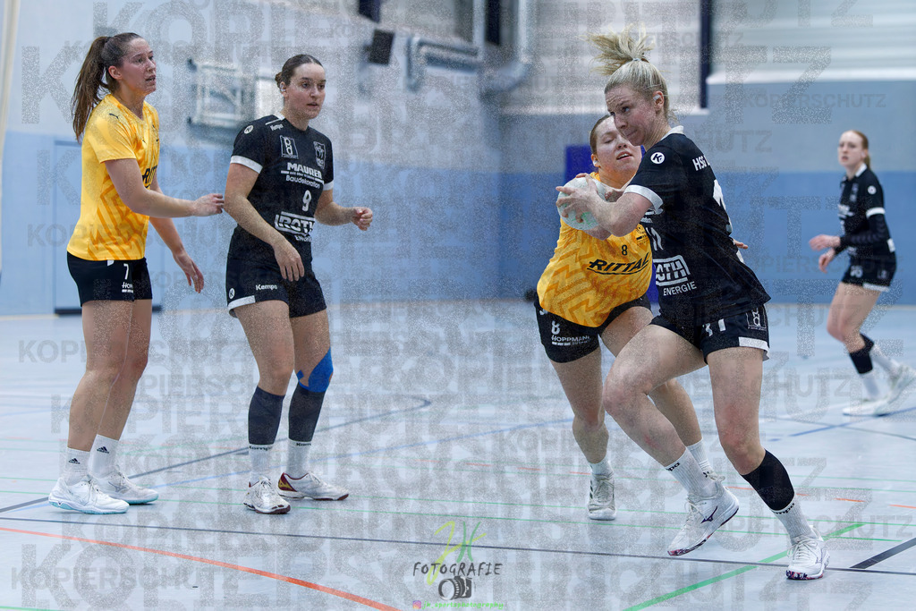 Handball Frauen Oberliga Mitte, HSG Eibelshausen/Ewersbach - HSG Lumdatal | Handball Frauen Oberliga Mitte, HSG Eibelshausen/Ewersbach - HSG Lumdatal am 21.02.2026 in Dietzhölztal-Steinbrücken (Sporthalle am Hammerweiher)Photo © 2026 - Jörg Heinrich - Realisiert mit Pictrs.com
