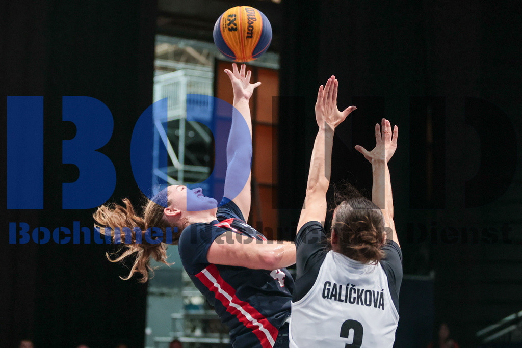 SES_RRG3x320250720-66 | bond - Realisiert mit Pictrs.com