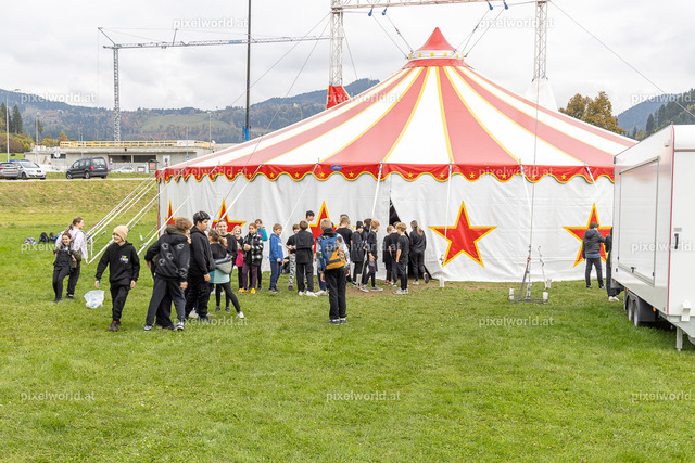 Zirkusvorstellung der MS Feldkirchen Digital | Bildershop von pixelworld.at - Realisiert mit Pictrs.com