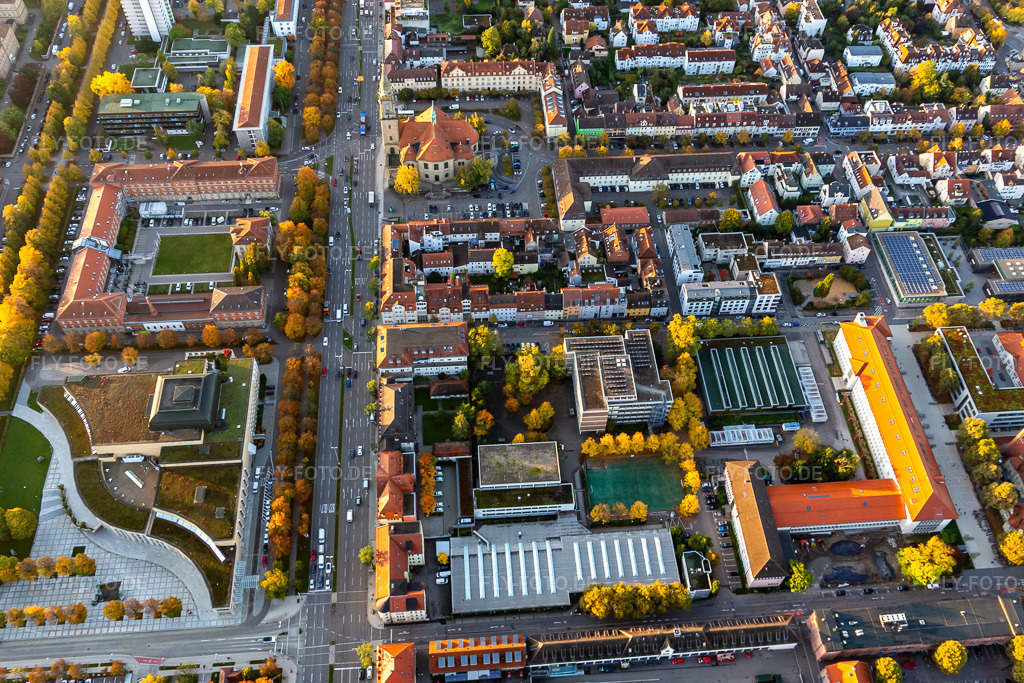Luftbild: Ortsansicht im Ortsteil Ludwigsburg-Mitte in Ludwigsburg im Bundesland Baden-Württemberg in Deutschland. Foto: IMG_119042.jpg vom 14.10.2019 durch Werner Riehm/FLY-FOTO.de
