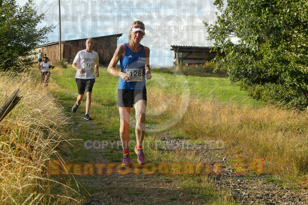 250801_1908_EV4_8100 | Sportfotografie im Rhein-Sieg Kreis, Köln, Bonn, NRW, Rheinland Pfalz, Hessen, etc. Unser Tätigkeitsfeld umfasst den Laufsport vom Volkslauf über den Marathon, Duathlon, Triathon bis zum Ultralauf wie Kölnpfad Ultra oder Schindertrail.