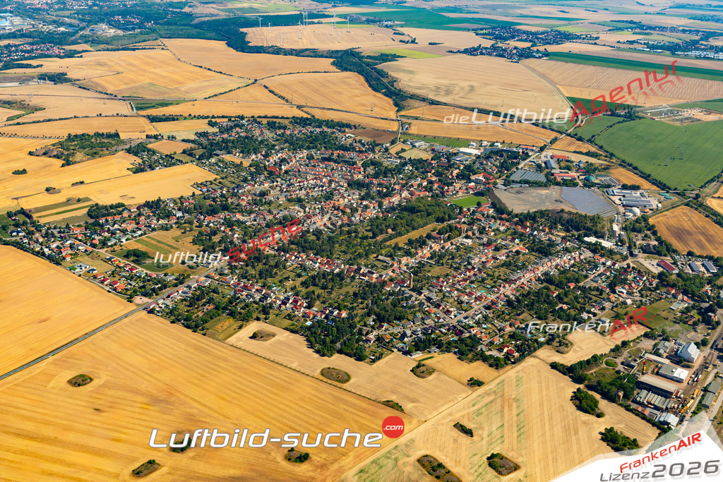 Das Luftbild der Stadt Klostermansfeld wurde 2022 vom Flugzeug heraus erstellt (keine Drohnen-Aufnahmen) Aufnahmehöhe ca.450 Meter- hohe Bildauflösung und Druck-Qualität. Garantiert!