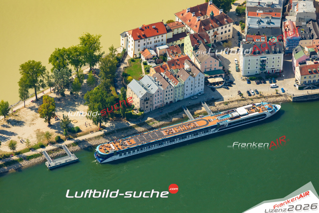 Luftaufnahme der Stadt Passau - Die Luftaufnahme wurde 2025 vom UL-Flugzeug heraus erstellt ( keine Drohne ) - Hochauflösende Luftaufnahme - für professionelle Ausdrucke geeignet. Die Geschenkidee !Mit Lizenz und Bildrechte bestellbar
