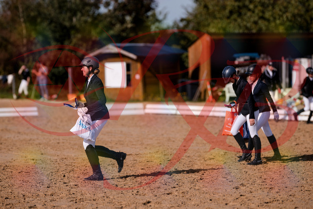 2026_10_03_Siefer-Hof_125009_Z81_41396280 | Professionelle Reitsport-, Turnier- und Eventfotografie von Robert Broda. Galerien mit ausgewählten und bearbeiteten Bildern direkt online ansehen und bestellen.