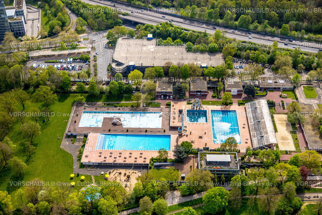 Essen240400776 | Luftbild, Freibad Grugabad im Grugapark, Rutsche mit zwei Bahnen am Kinderbecken, Rüttenscheid, Essen, Ruhrgebiet, Nordrhein-Westfalen, Deutschland