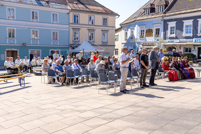 Fronleichnamsprozession mit Pfarrfest | Bildershop von pixelworld.at - Realisiert mit Pictrs.com