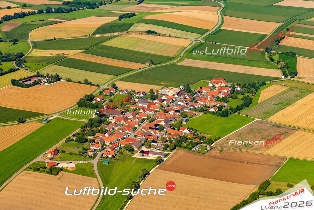 Schöne Luftaufnahme als Geschenk in Niederaltheim Hohenaltheim - Die Luftbildaufnahme wurde 2025 vom UL-Flugzeug heraus erstellt ( keine Drohne ) - Hochauflösende Luftaufnahme -Nicht vergleichbar mit Google Maps oder Satelittenbilder- Die Geschenkidee !Mit Lizenz und Bildrechte bestellbar