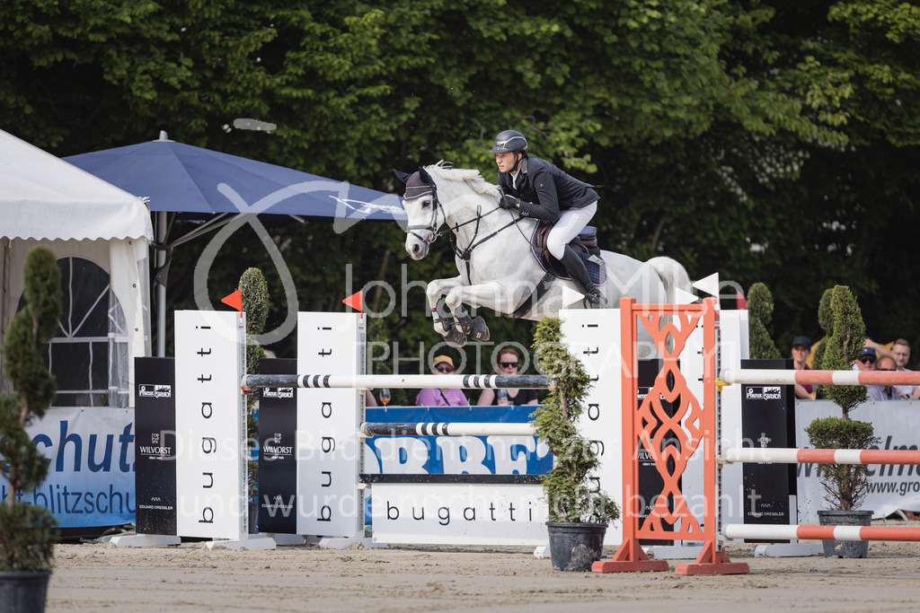 230521_MayDays_M__-Spr-814 | 3. Etappe der Waldbach Amateur Tour, M**-Springen mit steigenden Anforderungen, Herford-Laar, May Days, 21.05.2023