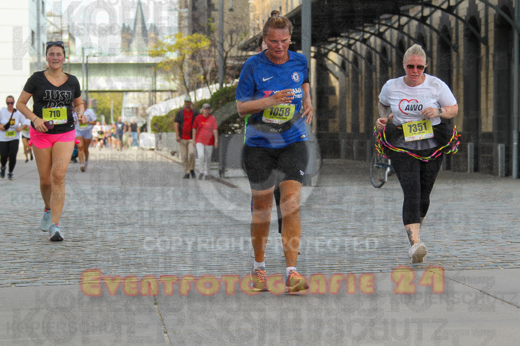 250920_1334_EV4_6127 | Sportfotografie im Rhein-Sieg Kreis, Köln, Bonn, NRW, Rheinland Pfalz, Hessen, etc. Unser Tätigkeitsfeld umfasst den Laufsport vom Volkslauf über den Marathon, Duathlon, Triathon bis zum Ultralauf wie Kölnpfad Ultra oder Schindertrail.