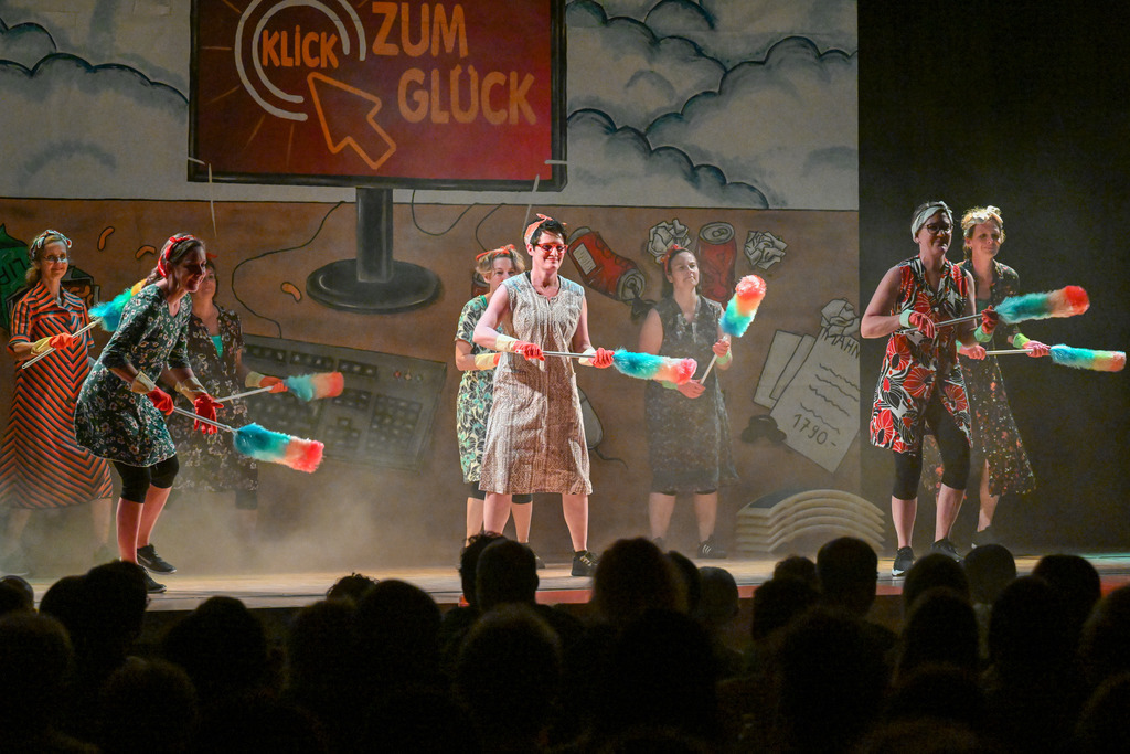 18. November 2022 - Abendundunterhaltung TV/DTV Neftenbach | 18. November 2022 / MZH Auenrain, Neftenbach
Abendundunterhaltung TV/DTV Neftenbach
Motto: Klick zum Glück
Bild: Sportfotografie Markus Aeschimann | www.markus-aeschimann.ch - Realisiert mit Pictrs.com
