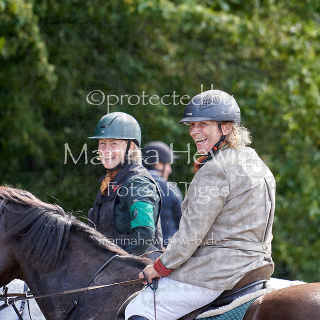 08-23 Bredeneek Jagd_MCH8961_Marina Hewig | Fotografie, FotoArt, PferdesportArt, Pferdesportfotografie, Landschaftsfotografie, Reisefotografie, Reise, Pferde - Realisiert mit Pictrs.com