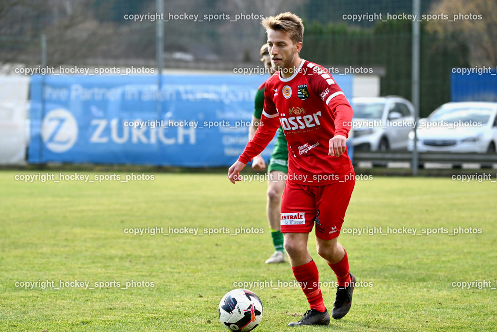 FC ASKÖ Gmünd vs. SV Rapid Lienz | #20 Dominic Girstmair Rapid Lienz, FC ASKÖ Gmünd vs. SV Rapid Lienz, FC ASKÖ Gmünd vs. SV Rapid Lienz am 09.11.2025 in Ferlach (Ballspielhalle Ferlach), Austria, (Photo by Bernd Stefan)