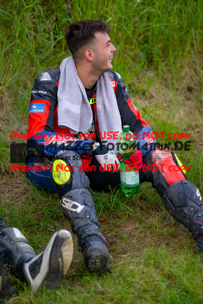 MaZZes_FotoMatrix_240512_6021986_5179 | S1