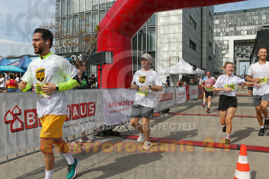 250920_1332_EX1_5285 | Sportfotografie im Rhein-Sieg Kreis, Köln, Bonn, NRW, Rheinland Pfalz, Hessen, etc. Unser Tätigkeitsfeld umfasst den Laufsport vom Volkslauf über den Marathon, Duathlon, Triathon bis zum Ultralauf wie Kölnpfad Ultra oder Schindertrail.