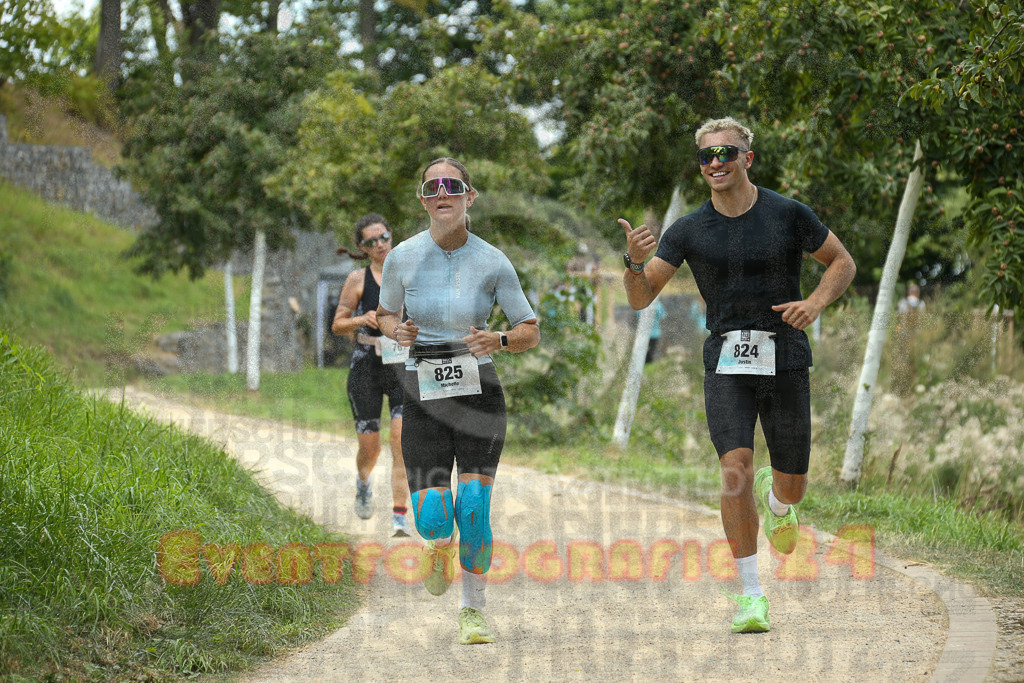 250824_1515_EX1_8706 | Sportfotografie im Rhein-Sieg Kreis, Köln, Bonn, NRW, Rheinland Pfalz, Hessen, etc. Unser Tätigkeitsfeld umfasst den Laufsport vom Volkslauf über den Marathon, Duathlon, Triathon bis zum Ultralauf wie Kölnpfad Ultra oder Schindertrail.