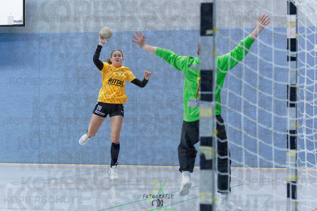 Frauen Oberliga Mitte (HHV); HSG Eibelshausen/Ewersbach - HSG Wettenberg II | Frauen Oberliga Mitte (HHV); HSG Eibelshausen/Ewersbach - HSG Wettenberg II am 13.12.2025 in Steinbrücken (Sporthalle am Hammerweiher)Photo © 2025 - Jörg Heinrich - Realisiert mit Pictrs.com