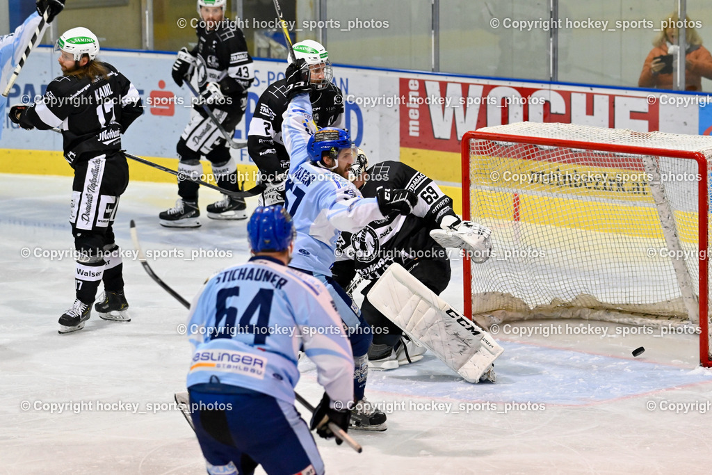 ESC Steindorf vs. SC Hohenems 11.3.2023 | Tor ESC Steindorf, #57 Wilfan Franz Jubel, #17 Kainz Pascal, #2 Scheffknecht Patric