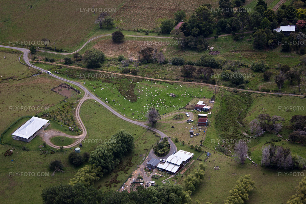 Aerial view: View of the town in the district Preece Point in Coromandel in the state Waikato, New Zealand. – Photo: IMG_55603.jpg taken on 01/12/2013 by Werner Riehm/FLY-FOTO.com – Resolution of the original: 4752 x 3168 px