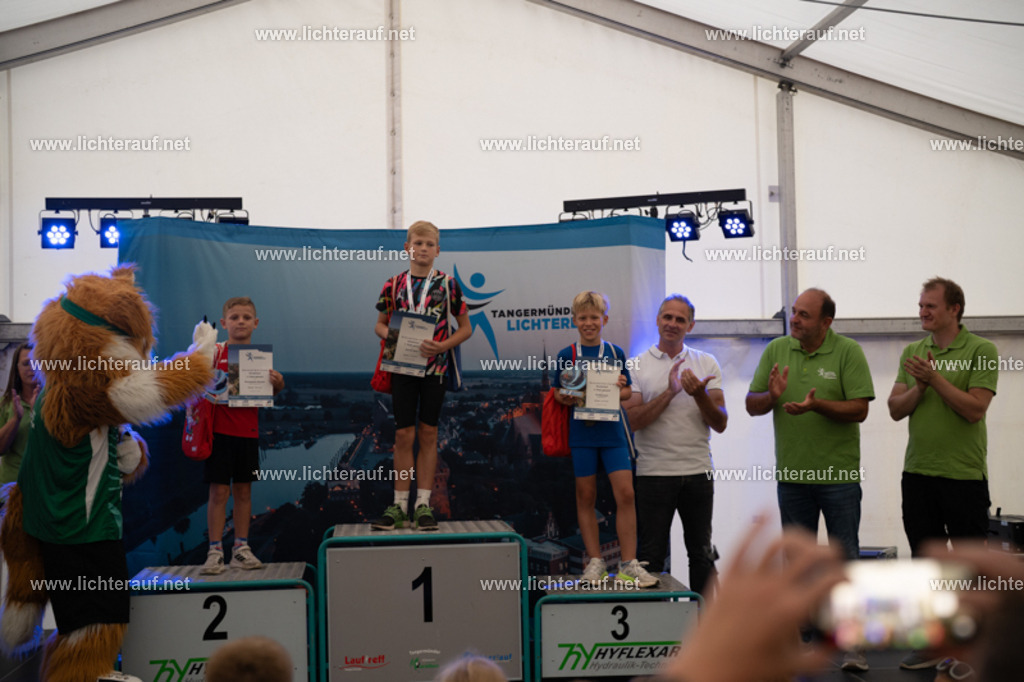 FSC08315 | Lichterlauf  - Realisiert mit Pictrs.com