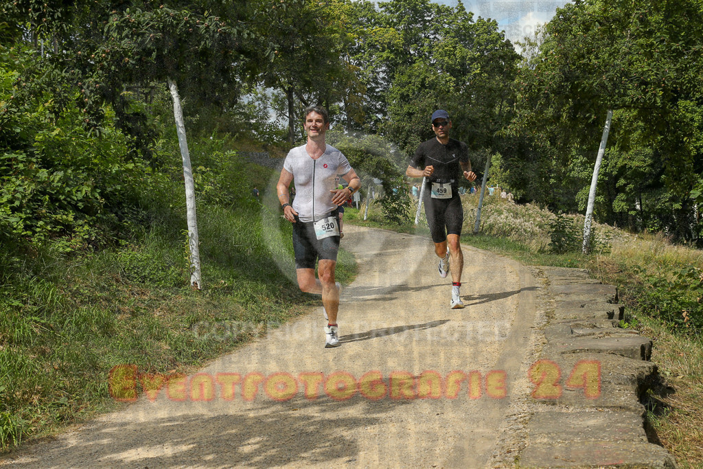250824_1339_EX1_3173 | Sportfotografie im Rhein-Sieg Kreis, Köln, Bonn, NRW, Rheinland Pfalz, Hessen, etc. Unser Tätigkeitsfeld umfasst den Laufsport vom Volkslauf über den Marathon, Duathlon, Triathon bis zum Ultralauf wie Kölnpfad Ultra oder Schindertrail.