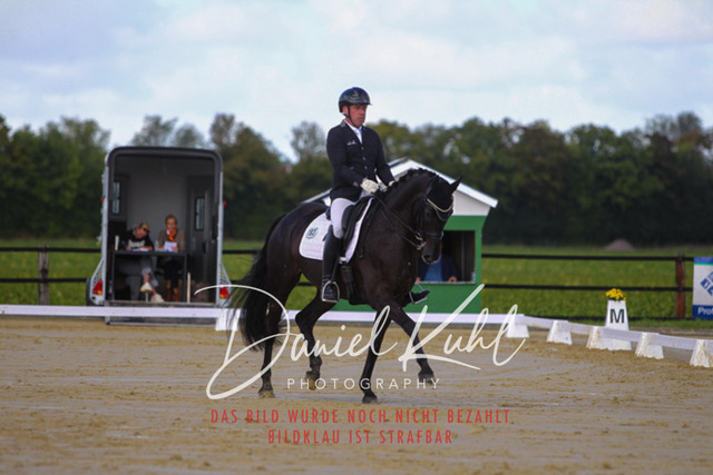 DKP45196 | Turniersportfotografie; Pferdefotografie; Dressurfotografie