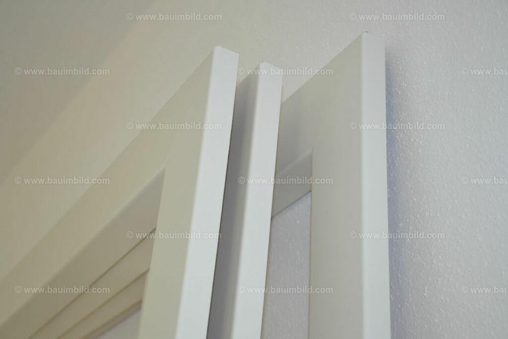 bib-lg23-tischlerarbeiten-0025 | Nach LV-Leistungsgruppen sortierte Detailfotos über den Bau eines Hauses. Alle Hausbau-Bilder direkt vom Urheber und Autor der Website Haus-Selber-Bauen.com