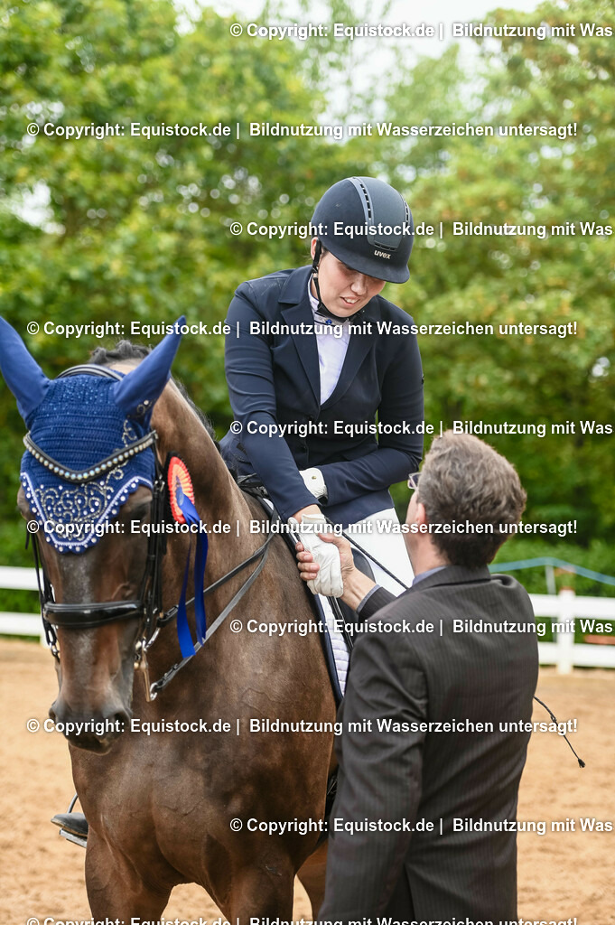 20230716_01_Dressurprüfung Kl.M_0657 | equistock