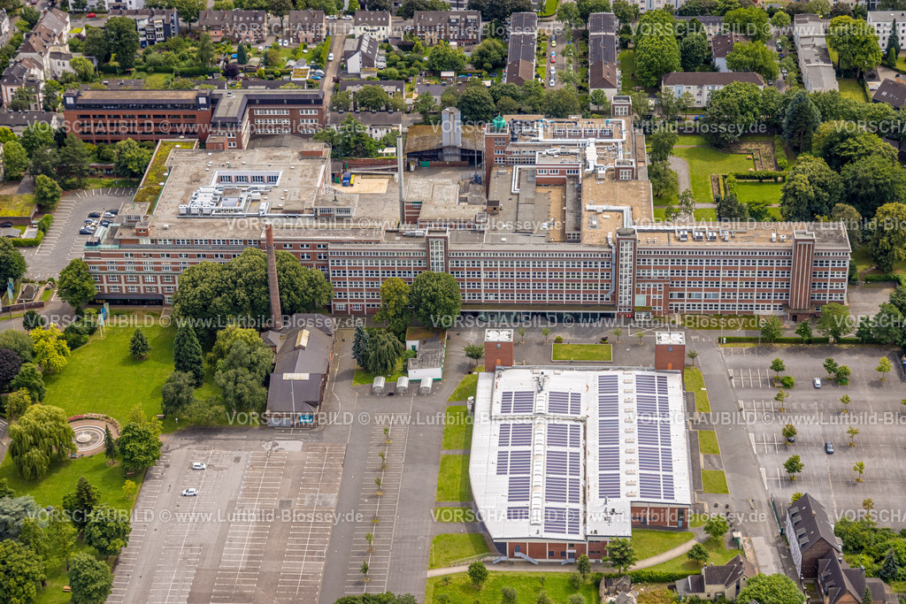 Muelheim240703241 | Standardkessel Baumgarte GmbH, Technikum Mülheim Ausstellungs- und Handelszentrum mit Solardach, Speldorf, Mülheim an der Ruhr, Ruhrgebiet, Nordrhein-Westfalen, Deutschland