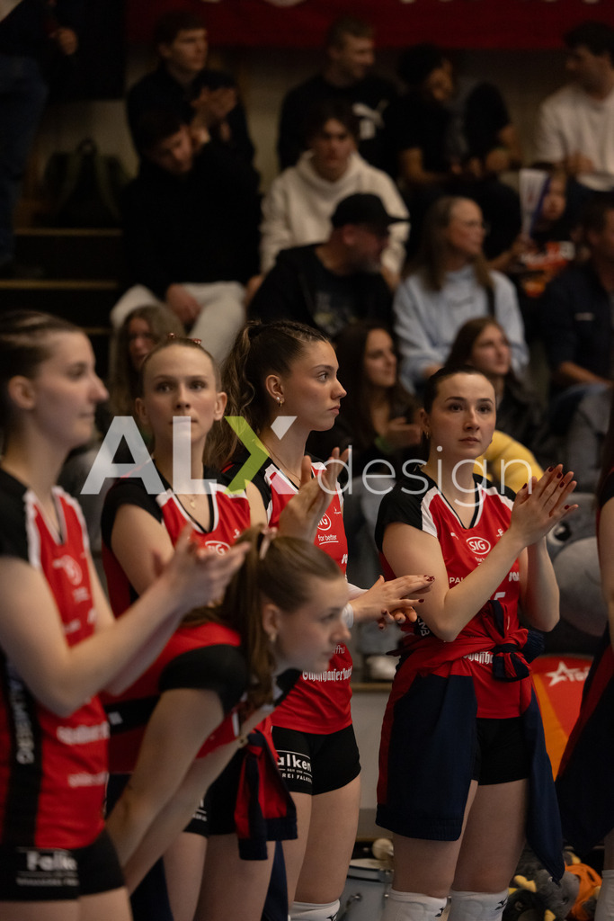 Volleyball I Frauen I Saison 2025-2026 I Volleyball NLA | Women I  Playoffs Finals 2/5 I  VC Kanti Schaffhausen - viteos NUC I  10.04.2026 | VC Kanti Schaffhausen Spielerinnen - Realisiert mit Pictrs.com