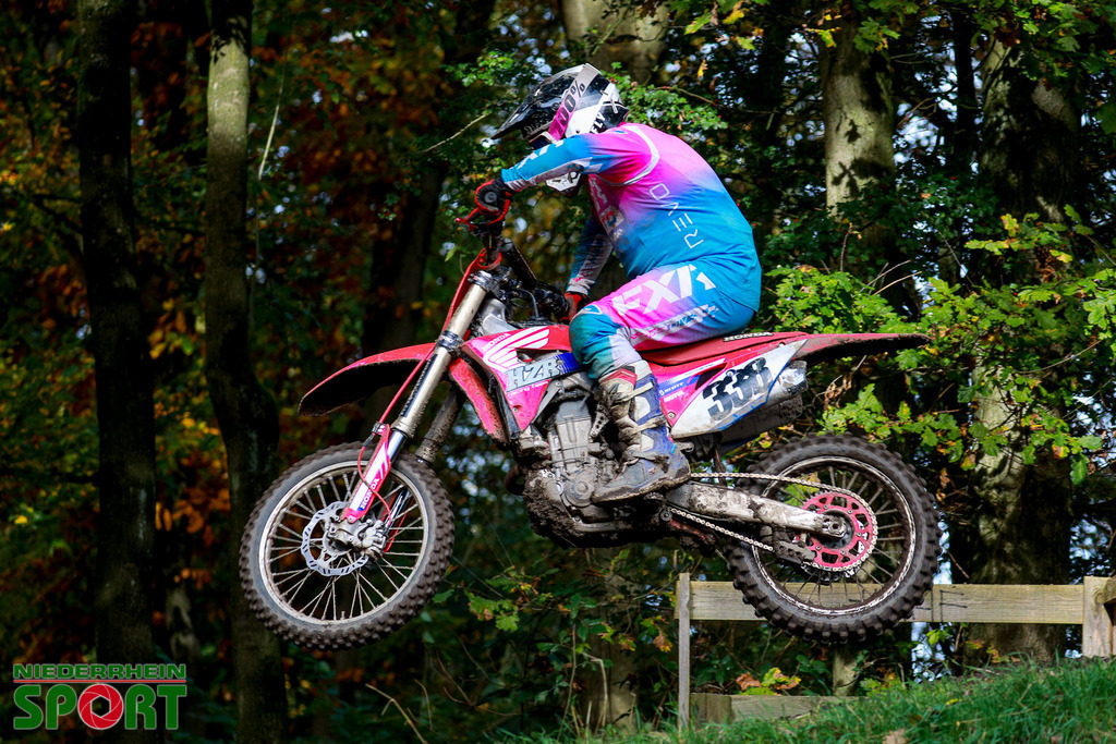 OpenTrack2024_Sonntag_Hobbyfahrer_209 | Bildergalerie von Sport-Ereignissen aber auch von weiteren spannenden Dingen - nicht nur vom Niederrhein. In Anlehnung an den bekannten Spruch von Hanns Dieter Hüsch heißt das Motto: "Niederrhein ist überall".  - Realisiert mit Pictrs.com