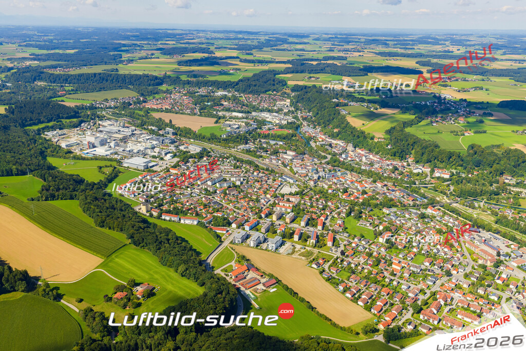 Luftaufnahme von Trostberg Vs Google Maps- Die Luftaufnahme wurde 2025 vom UL-Flugzeug heraus erstellt ( keine Drohne ) - Hochauflösende Luftaufnahme - für professionelle Ausdrucke geeignet. Die Geschenkidee !Mit Lizenz und Bildrechte bestellbar