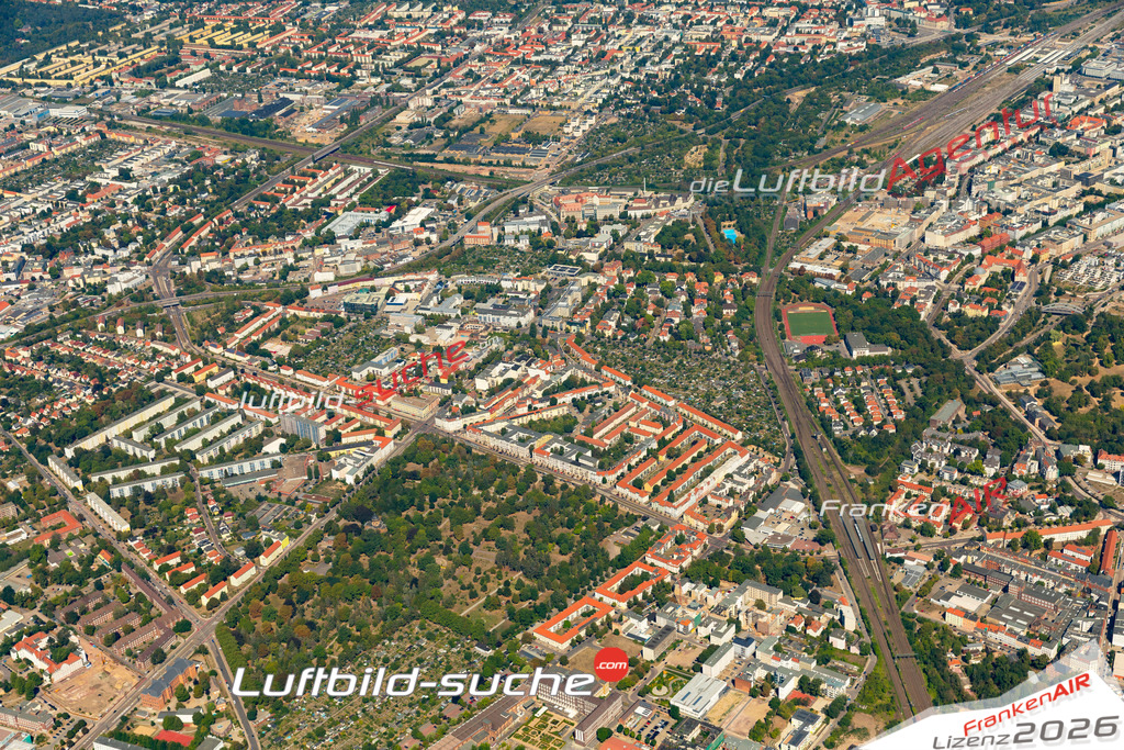 Das Luftbild der Stadt Magdeburg wurde 2022 vom Flugzeug heraus erstellt (keine Drohnen-Aufnahmen) Aufnahmehöhe ca.450 Meter- hohe Bildauflösung und Druck-Qualität. Garantiert!