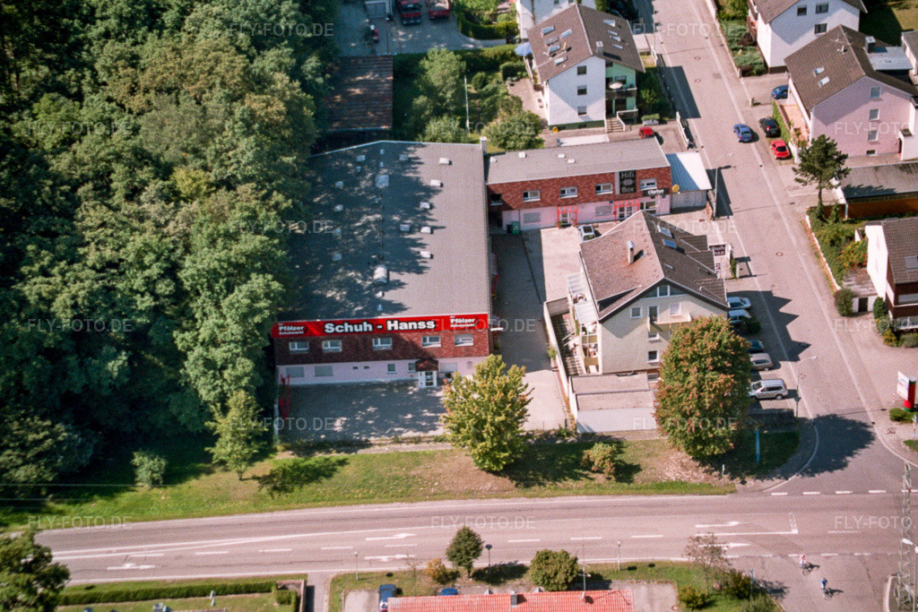 Luftbild: Elsässer Straße Schuh-Hanss in Kandel im Bundesland Rheinland-Pfalz in Deutschland. Foto: ROL01026.jpg vom 28.08.2005 durch Werner Riehm/FLY-FOTO.de