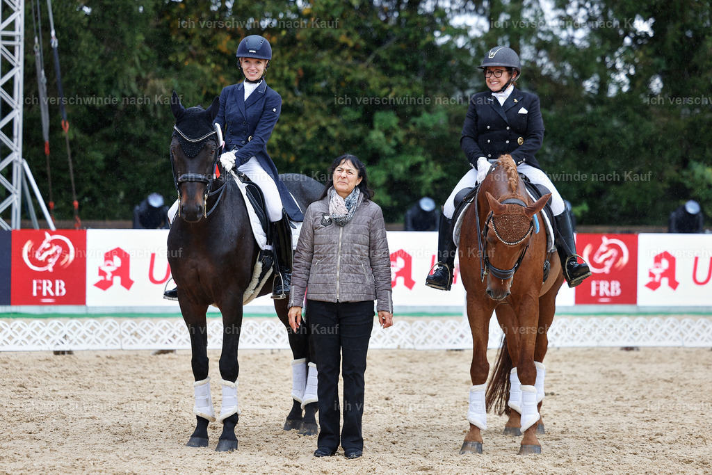 07-Siegerehrung-DRESSUR  S___  -StoibPH-5100 | working equitationturnier fotograf videograf stoibphotography marixx film working equitation deutschland reitsport turnierfotografie eventfotografie equestrian events