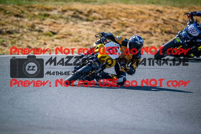 MaZZes_FotoMatrix_220724_5198 | TWIN