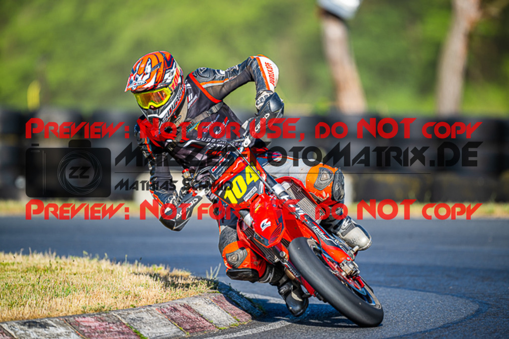 MaZZes_FotoMatrix_220528_4519 | Fotograf Mathias Schmid
Sportfotograf,
Eventfotograf,
Hochzeitsfotograf,
Portraitfotograf