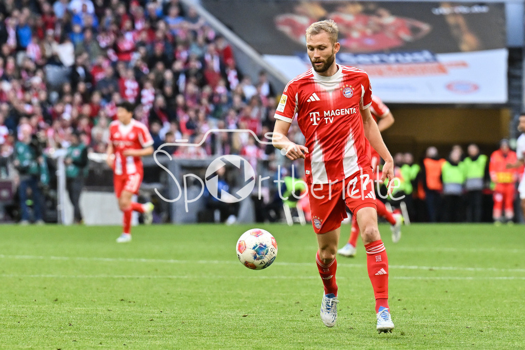 FC Bayern München - VfB Stuttgart | MUNICH, GERMANY - 19. APRIL: with Ball Konrad LAIMER (FC Bayern Munich 27) during the Bundesliga Match between FC Bayern Munich vs. VfB Stuttgart at Matchday 30 at Allianz Arena / DFL REGULATIONS PROHIBIT ANY USE OF PHOTOGRAPHS AS IMAGE SEQUENCES AND/OR QUASI-VIDEO