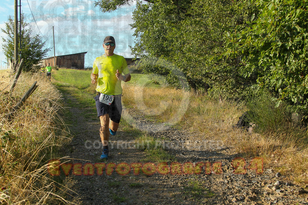250801_1915_EV4_8389 | Sportfotografie im Rhein-Sieg Kreis, Köln, Bonn, NRW, Rheinland Pfalz, Hessen, etc. Unser Tätigkeitsfeld umfasst den Laufsport vom Volkslauf über den Marathon, Duathlon, Triathon bis zum Ultralauf wie Kölnpfad Ultra oder Schindertrail.