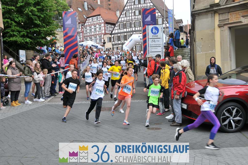 Stadtwerke Schüler und Jugendlauf 1,7km | 3koenigslauf 2022 Stadtwerke Schüler und Jugenlauf 1,7km - Realisiert mit Pictrs.com
