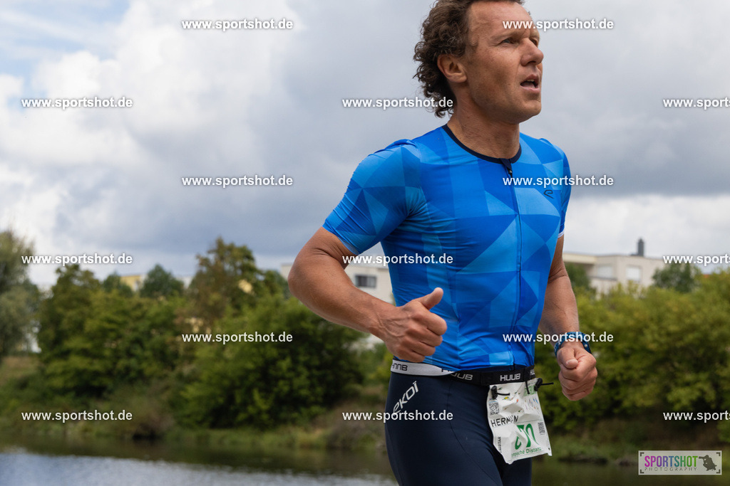 AR7_2284 | 34.REGENSBURG TRIATHLON 2025 #tristar_regensburg #regensburgtriathlon #triathlonregensburg #tristar #yourpictrs #sportshot_your_pictrs @Sportshotphotography @triathlonbundesliga