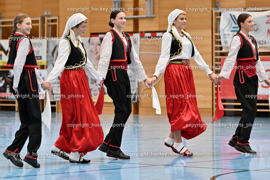 Carinthia Flamengo Futsal Club vs. FC Ljuti Krajisnici | Volkstanzgruppe Kid Divanhana, Carinthia Flamengo Futsal Club vs. FC Ljuti Krajisnici, Carinthia Flamengo Fusal Club vs. FC Ljuti Krajisnici am 12.10.2025 in Klagenfurt (Ballspielhalle Viktring), Austria, (Photo by Bernd Stefan)