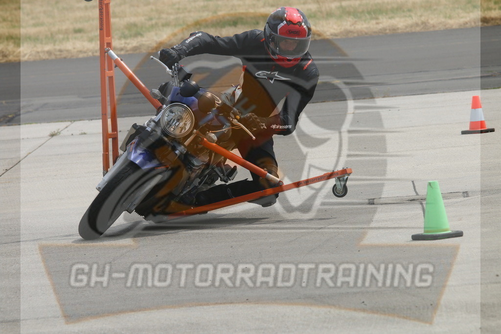 IMG_3258 | gh-motorradtraining-foto.de - Realisiert mit Pictrs.com
