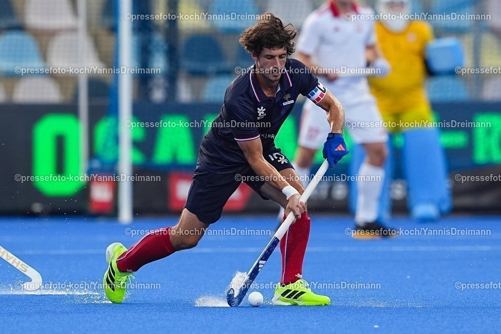 xydrx09082505040 | 09.08.2025, xydrx, Herren EuroHockey Championship 2025, Gruppenphase, Gruppe B, Frankreich - Polen, Sparkassenpark Mönchengladbach: Francois Goyet (Franzoesische Feldhockey Nationalmannschaft #16)
